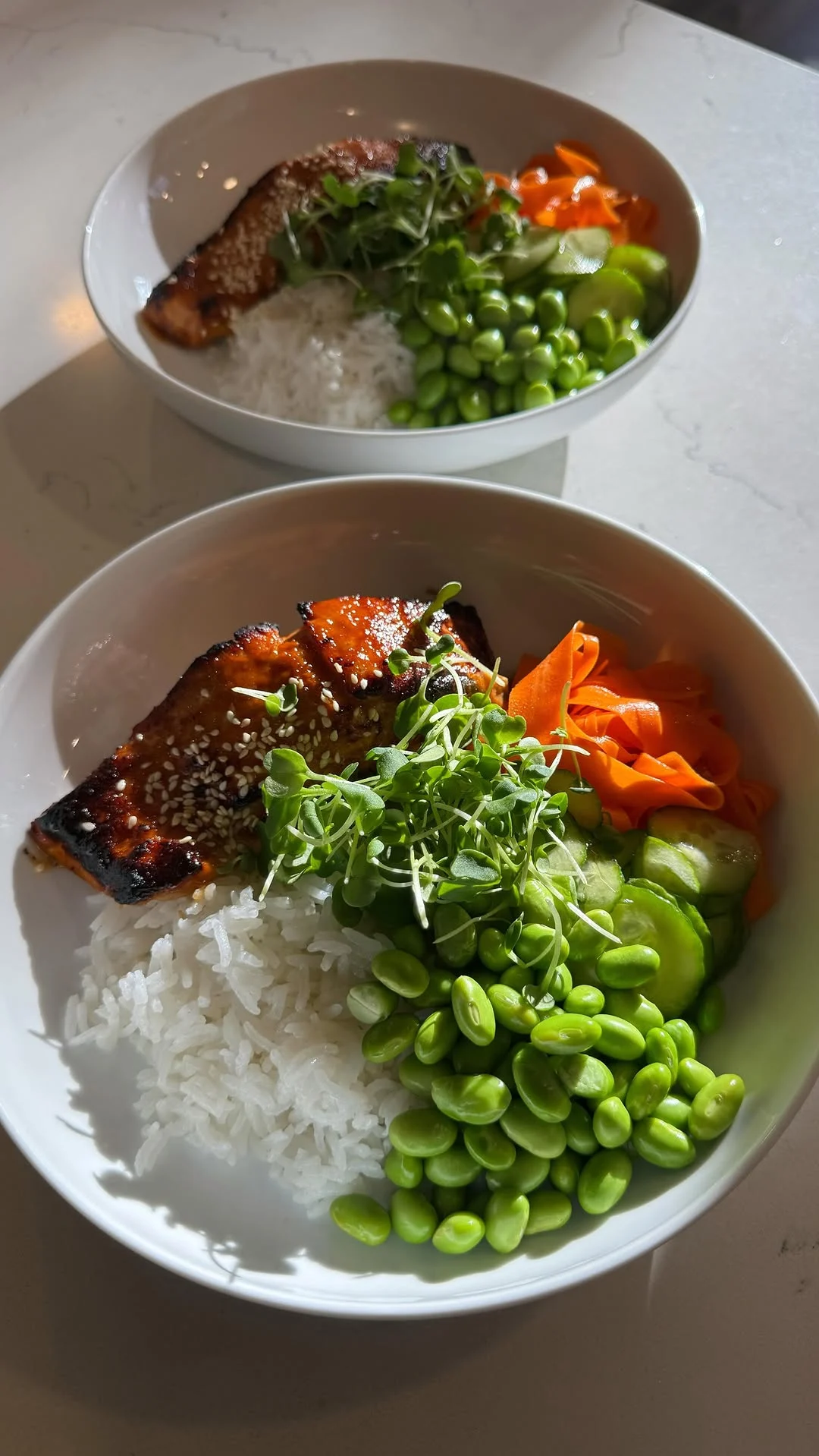 Miso Salmon With Coconut Rice, Edamame, And Fresh Veggies <33333 Suc — photo from Instagram