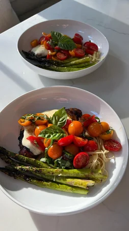 One Of My Top Favorite Summer Dinners <3 Grilled Bruschetta Chicken — photo from Instagram