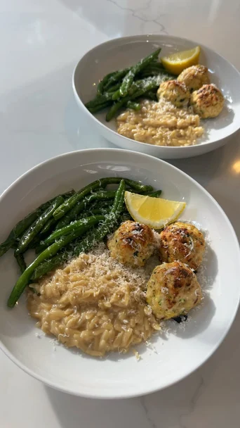 Lemon Chicken Meatballs With Bone Broth Orzo And Green Beans β photo from Instagram